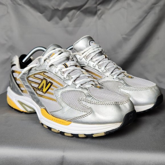 New Balance 718 (2005) - Picture 2 of 14